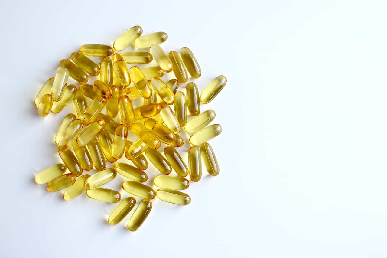 does fish oil lower cholesterol